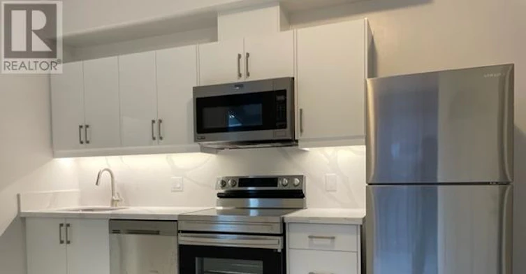 1-106 London Street, Toronto, ON, M6G 1N5