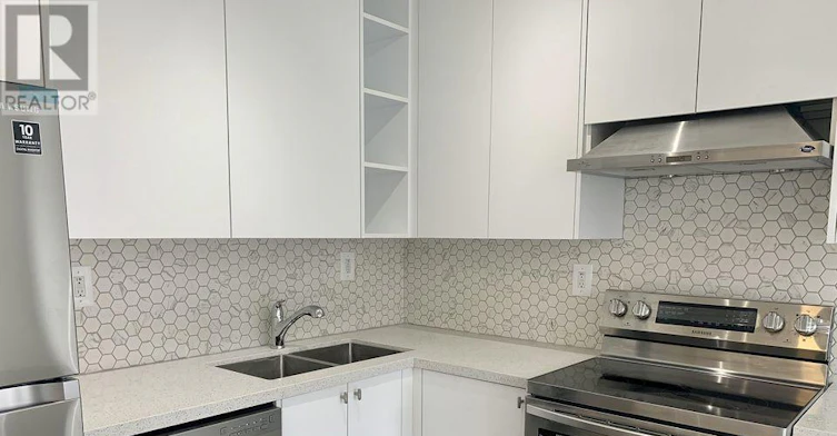 4-2199 Gerrard Street E, Toronto, ON, M4E 2C6 - 3