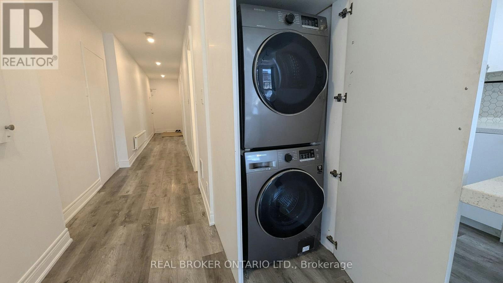 4-2199 Gerrard Street E, Toronto, ON, M4E 2C6 - 5