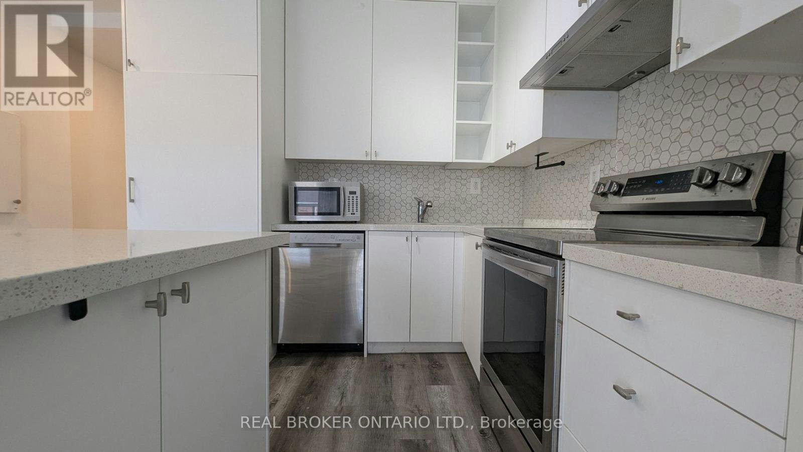 4-2199 Gerrard Street E, Toronto, ON, M4E 2C6 - 4