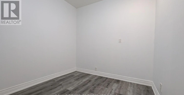 4-2199 Gerrard Street E, Toronto, ON, M4E 2C6 - 10