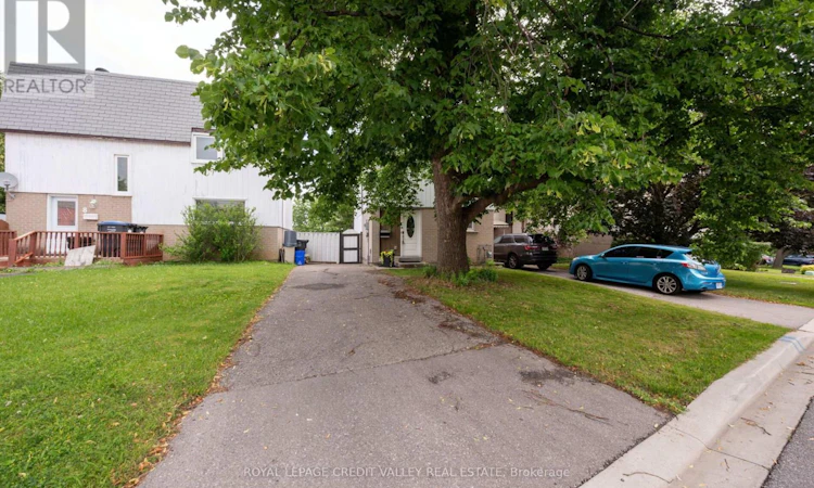 7 Hillpark Trail