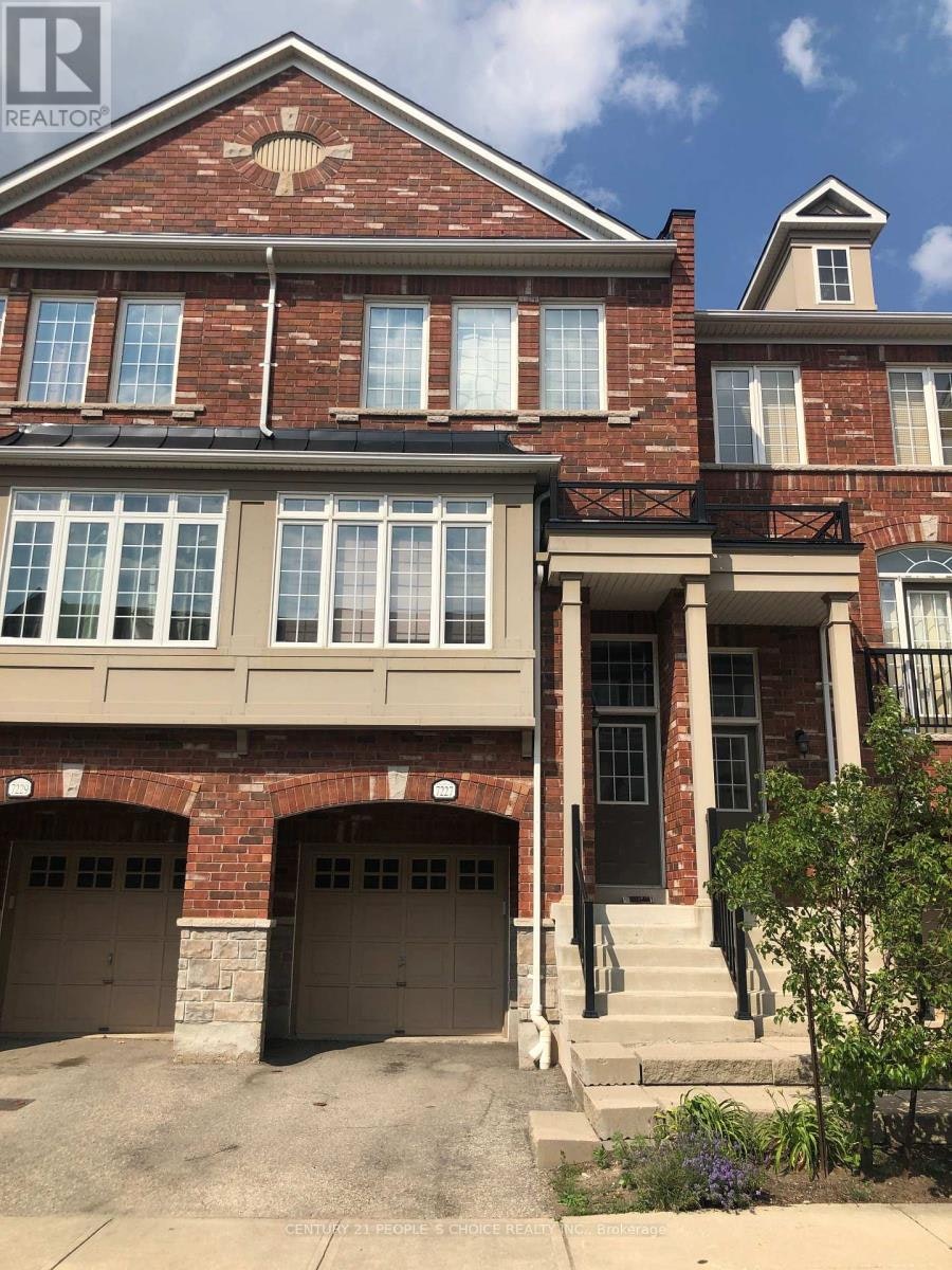 7227 Triumph Lane, Mississauga, ON, L5N 0C5