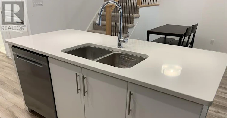 873 Stonewalk Drive, Kingston, ON, K7K 0H3 - 7