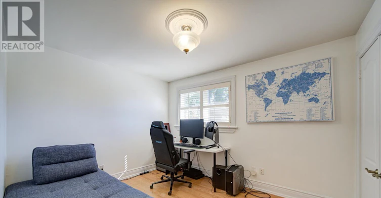 8 Patrick Boulevard, Toronto, ON, M2J 3K8 - 24