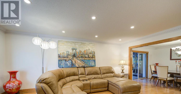 8 Patrick Boulevard, Toronto, ON, M2J 3K8 - 8