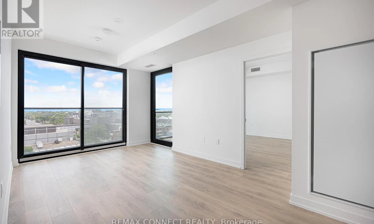 1002-181 Sterling Road