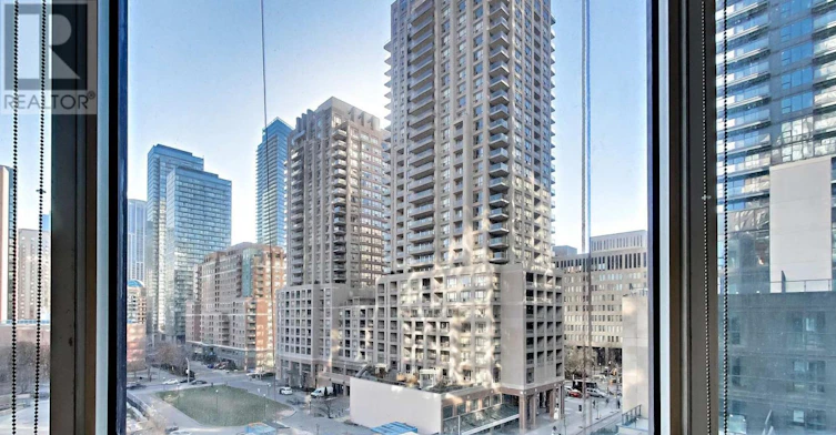 714-24 Wellesley Street W, Toronto, ON, M4Y 2X6 - 8