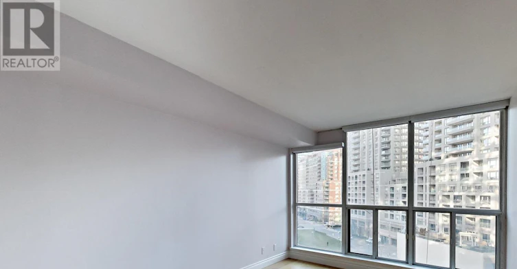 714-24 Wellesley Street W, Toronto, ON, M4Y 2X6 - 9