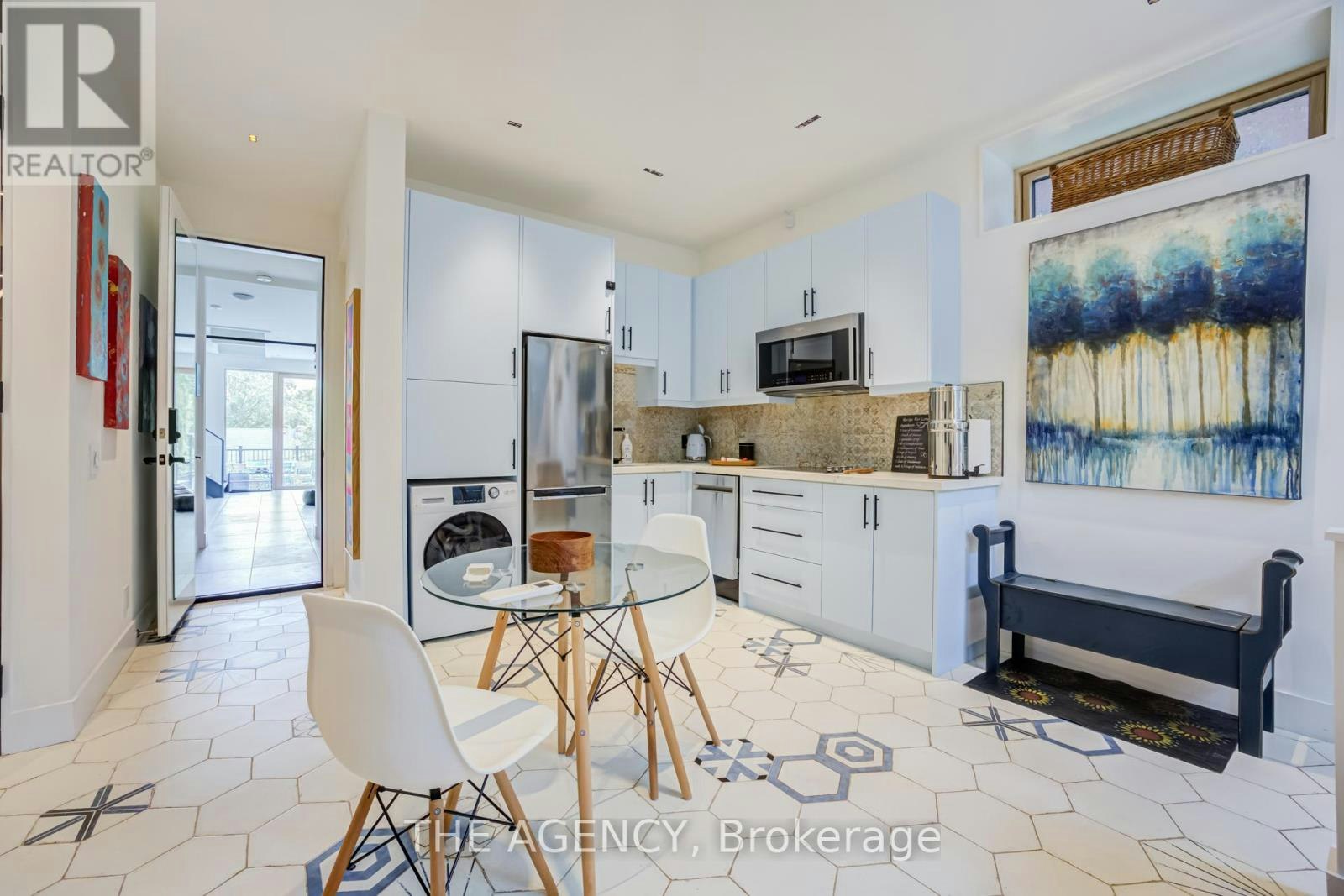 15 Albemarle Avenue, Toronto, ON, M4K 3Y9 - 35