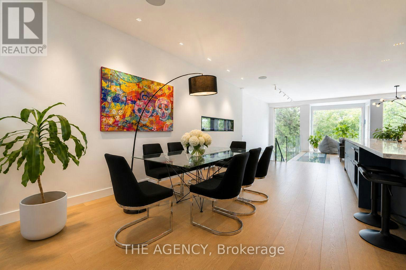 15 Albemarle Avenue, Toronto, ON, M4K 3Y9 - 11