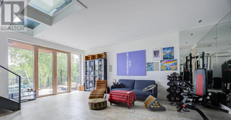 15 Albemarle Avenue, Toronto, ON, M4K 3Y9 - 25