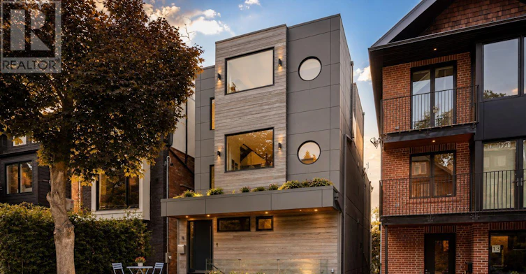 15 Albemarle Avenue, Toronto, ON, M4K 3Y9