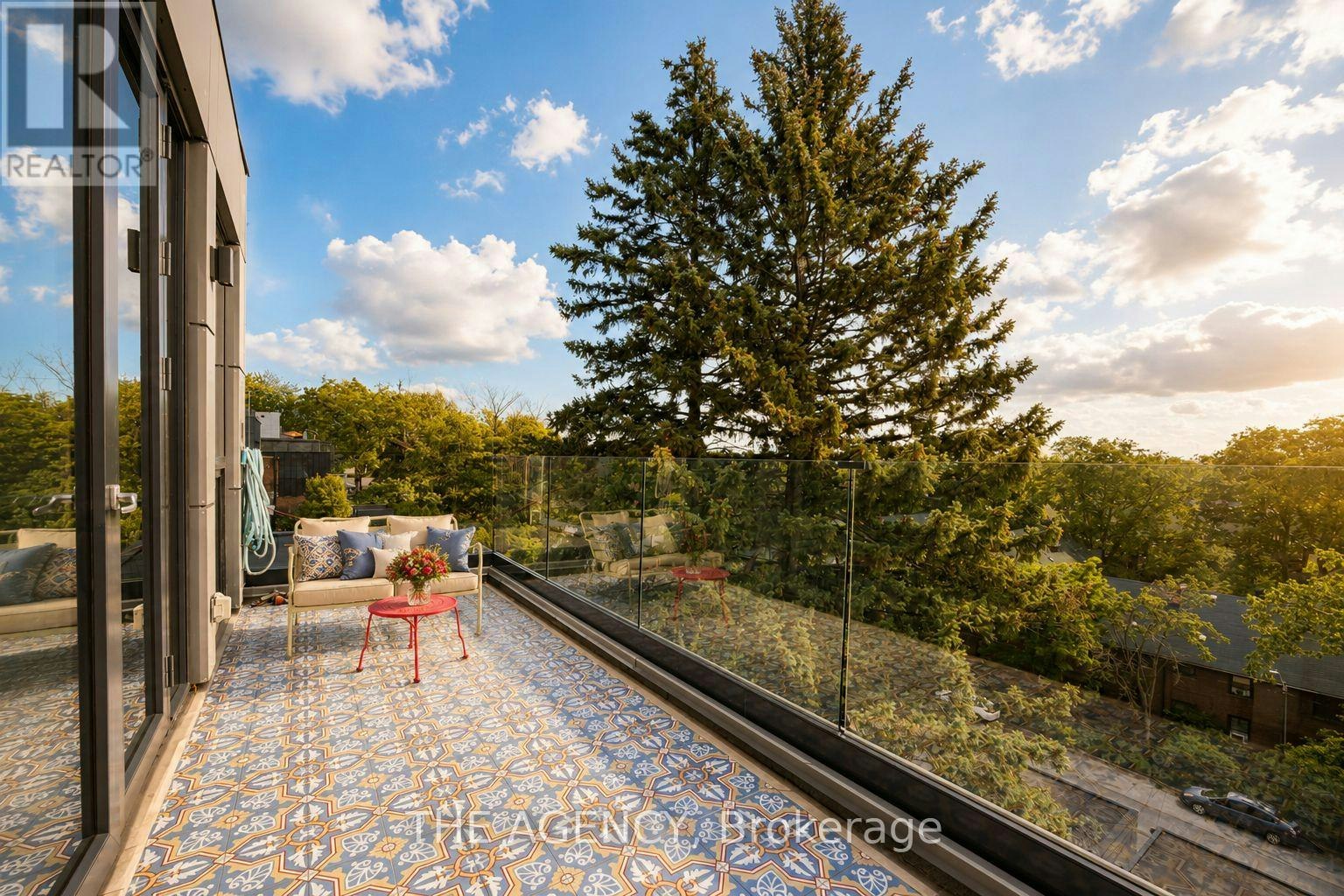 15 Albemarle Avenue, Toronto, ON, M4K 3Y9 - 29
