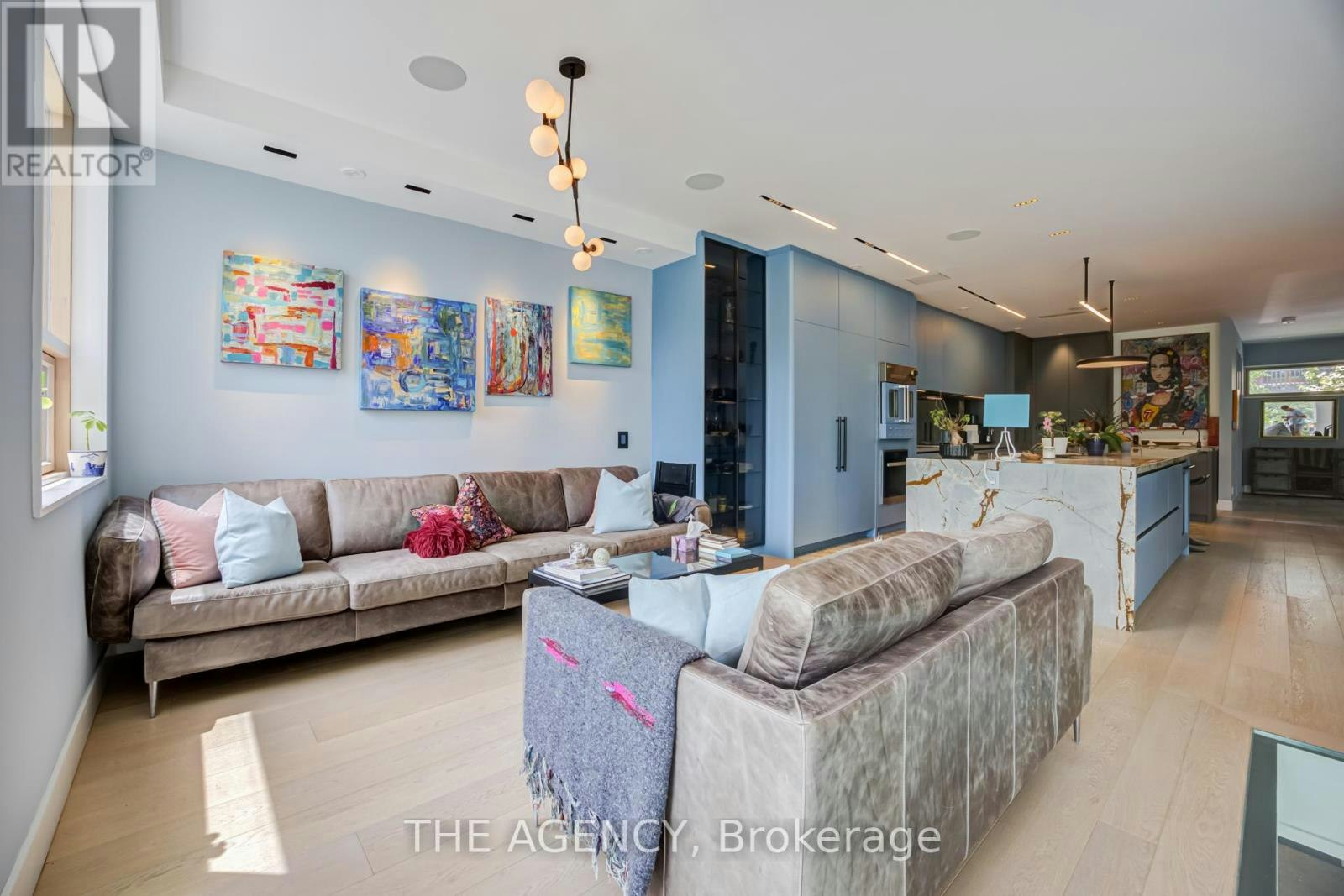 15 Albemarle Avenue, Toronto, ON, M4K 3Y9 - 13