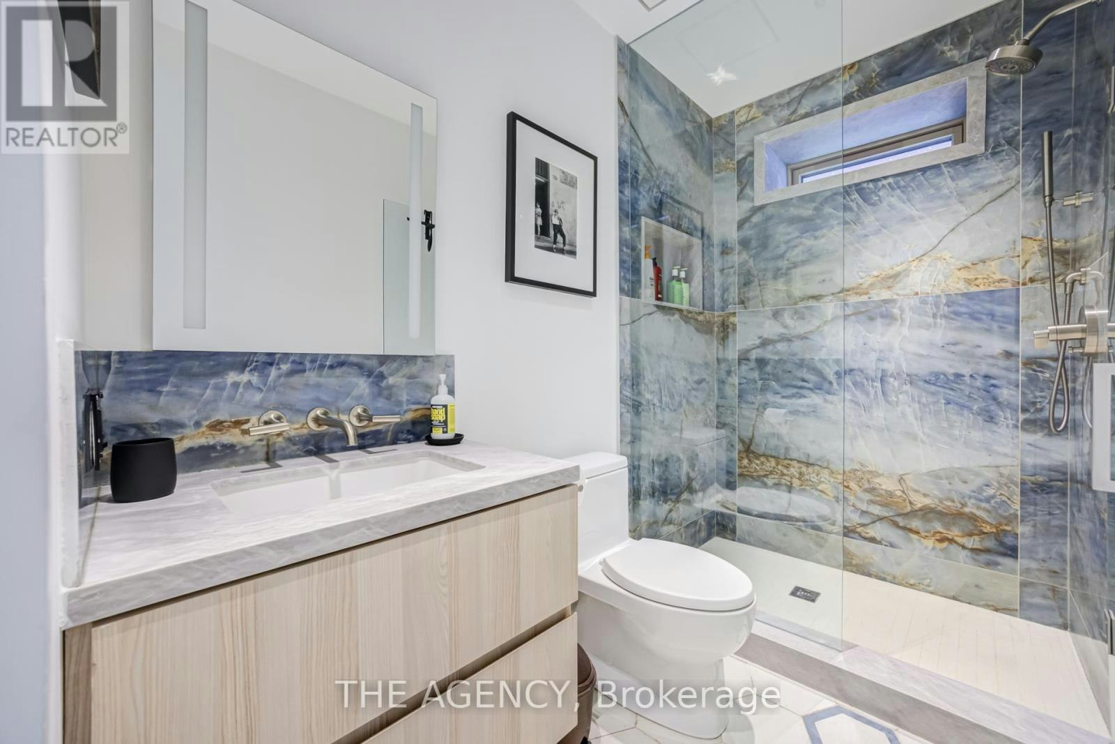 15 Albemarle Avenue, Toronto, ON, M4K 3Y9 - 39