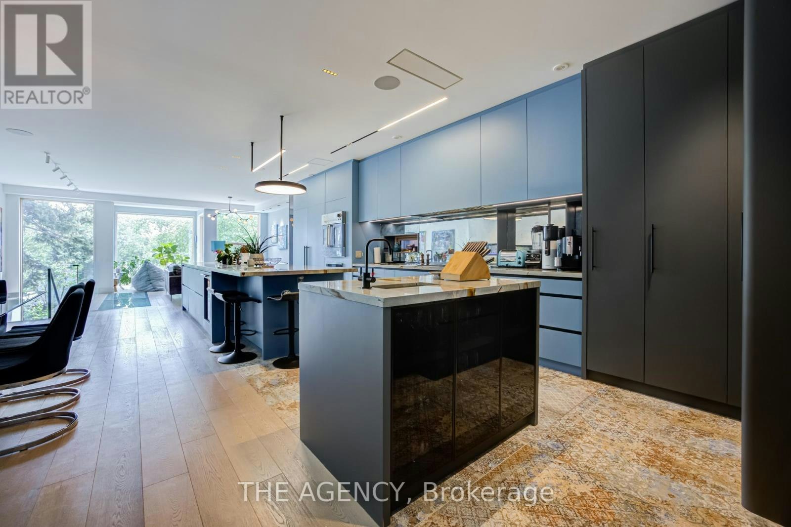 15 Albemarle Avenue, Toronto, ON, M4K 3Y9 - 9