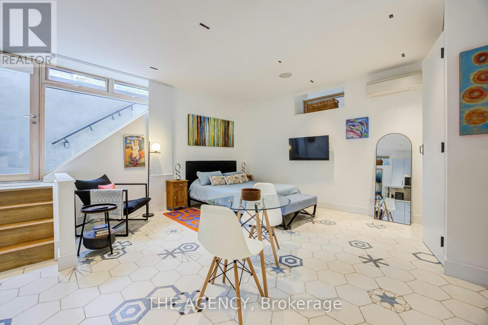 15 Albemarle Avenue, Toronto, ON, M4K 3Y9 - 34