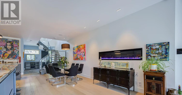 15 Albemarle Avenue, Toronto, ON, M4K 3Y9 - 10