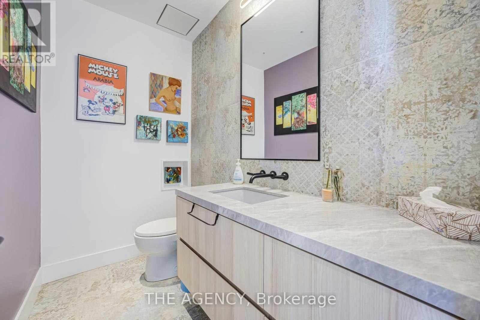 15 Albemarle Avenue, Toronto, ON, M4K 3Y9 - 16