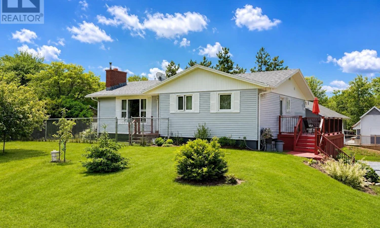 19 Lake Drive