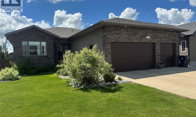 691 Barber Crescent