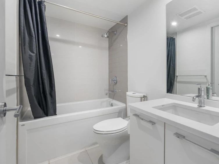 203-1150 Oxford Street, Surrey, BC, V4B 1C1 - 17