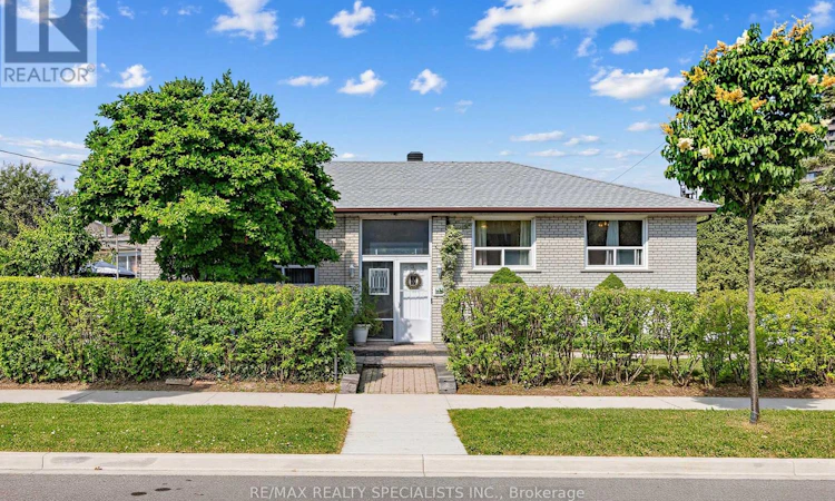39 Castle Green Crescent