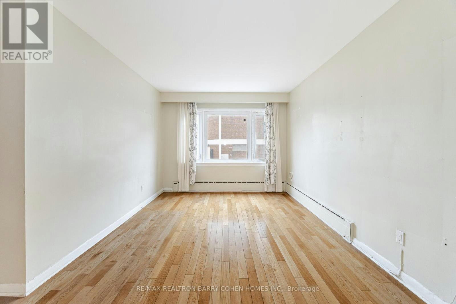 2-475 Winona Drive, Toronto, ON, M6C 3V2 - 12