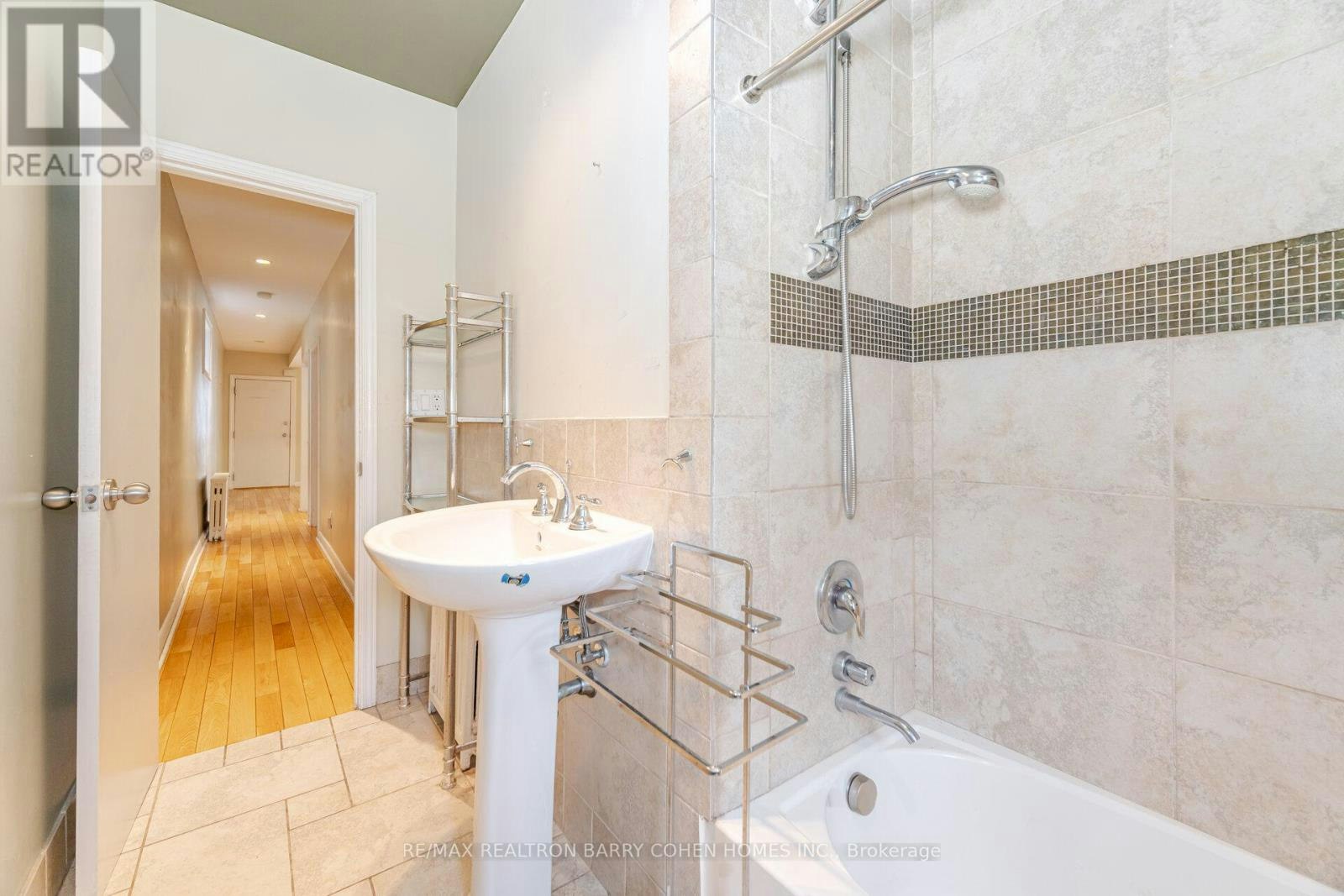 2-475 Winona Drive, Toronto, ON, M6C 3V2 - 20