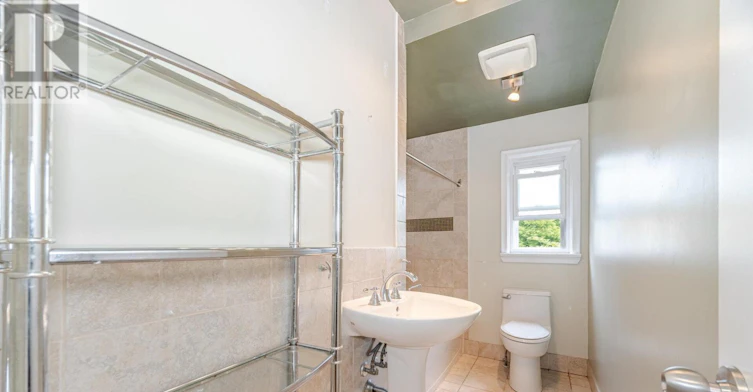 2-475 Winona Drive, Toronto, ON, M6C 3V2 - 19