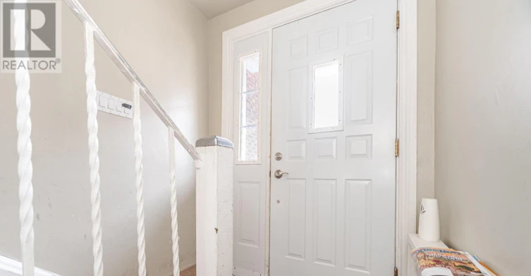 2-475 Winona Drive, Toronto, ON, M6C 3V2 - 5