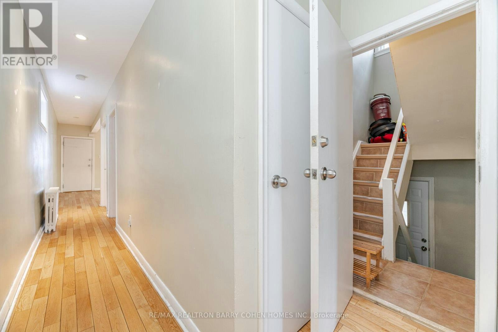 2-475 Winona Drive, Toronto, ON, M6C 3V2 - 21