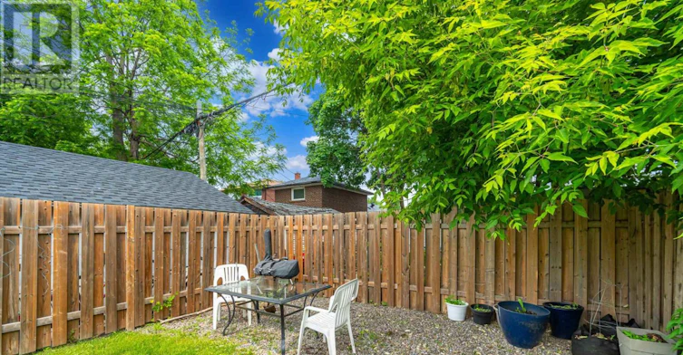 2-475 Winona Drive, Toronto, ON, M6C 3V2 - 26