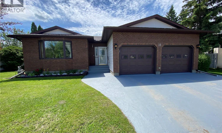 18 Blackwell Crescent