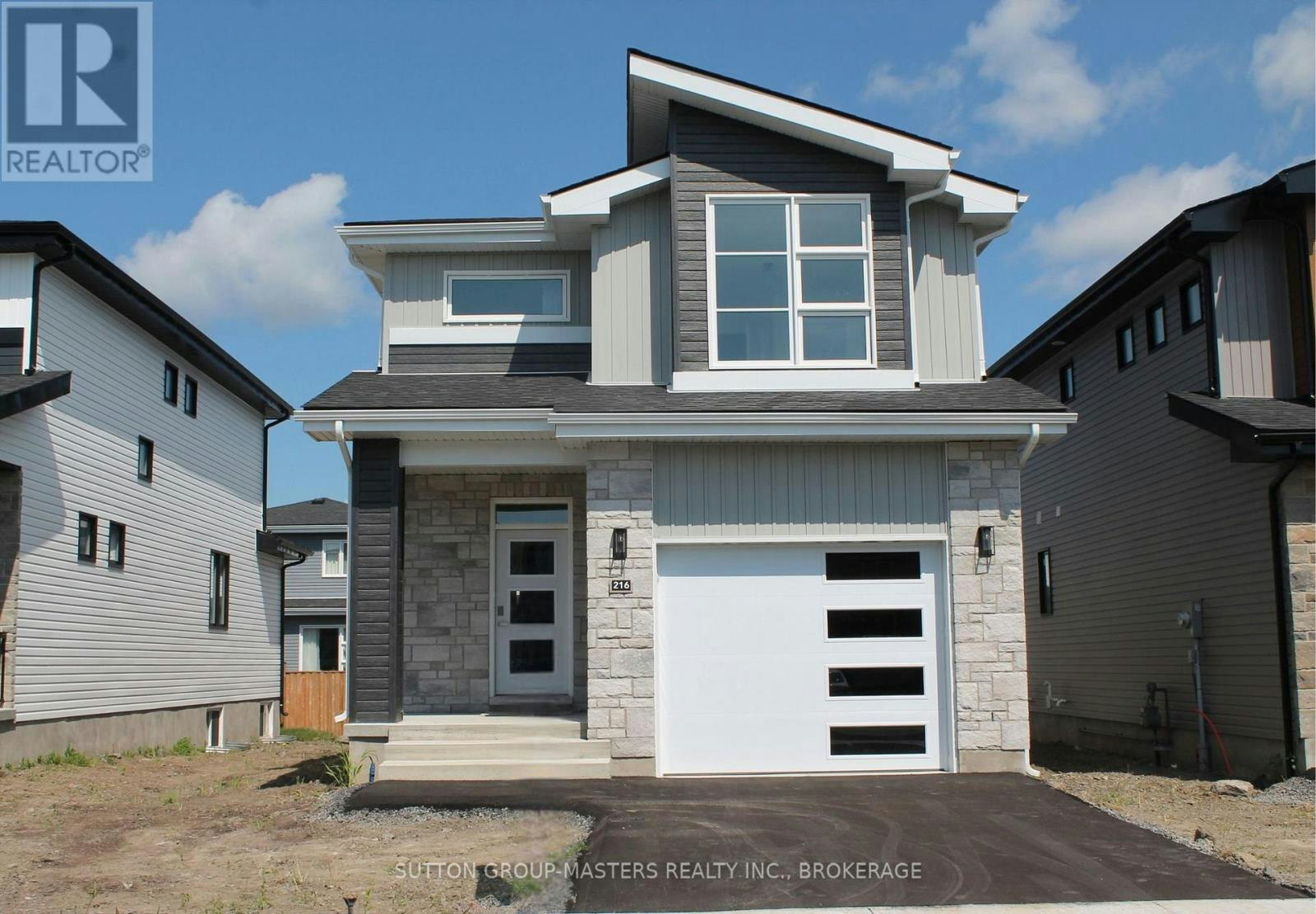 216 Superior Drive, Loyalist, ON, K7N 0E5