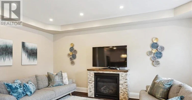 3083 Streamwood Passage, Oakville, ON, L6H 0S8 - 9