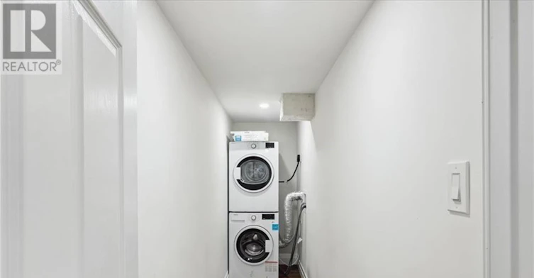 3083 Streamwood Passage, Oakville, ON, L6H 0S8 - 34