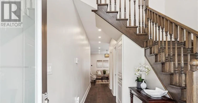 3083 Streamwood Passage, Oakville, ON, L6H 0S8 - 3