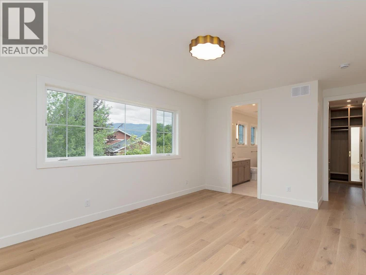1502 Laidlaw Street, Summerland, BC, V0H 1Z9 - 32