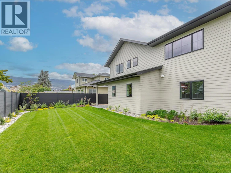 1502 Laidlaw Street, Summerland, BC, V0H 1Z9 - 43