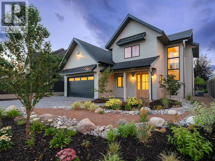 1502 Laidlaw Street, Summerland, BC, V0H 1Z9