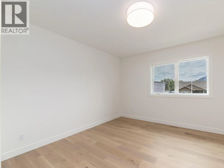 1502 Laidlaw Street, Summerland, BC, V0H 1Z9 - 27