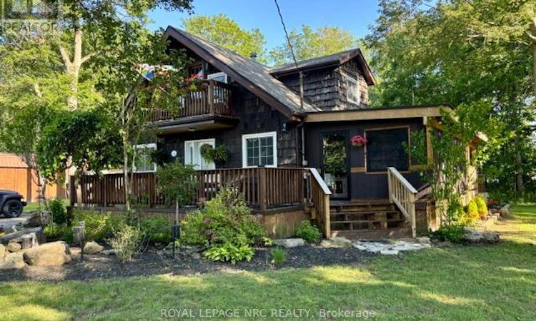 4882 Mapleview Crescent