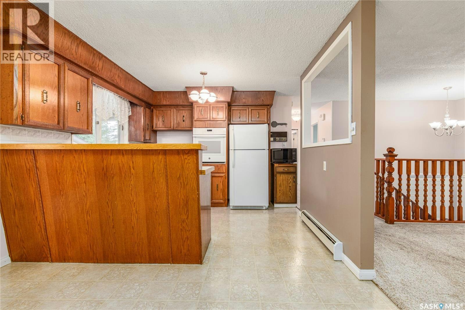 17 Blue Sage Drive, Moose Jaw, SK, S6J 1A5
