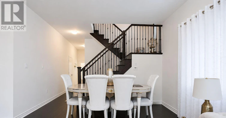 28 Foxberry Road, East Gwillimbury, ON, L9N 0P6 - 5