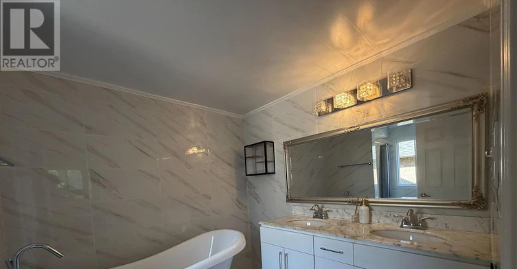 9 Ingleborough Court, Markham, ON, L3R 8M9 - 24