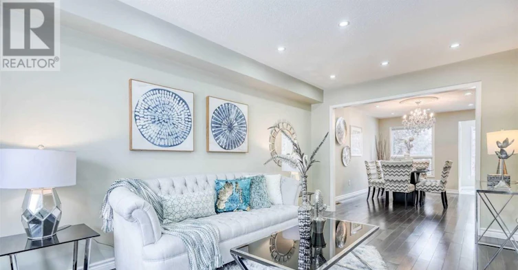 9 Ingleborough Court, Markham, ON, L3R 8M9 - 10