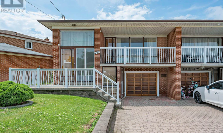 12 Goldcrest Boulevard