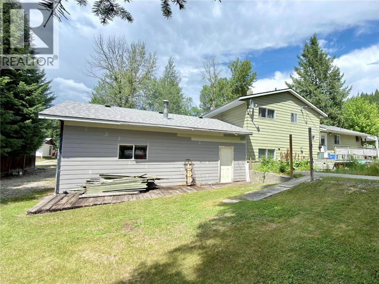 1120 Gowrie Street, Greenwood, BC, V0H 1J0 - 12